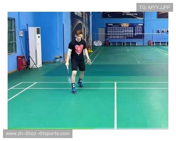 羽毛球前场正手吊球